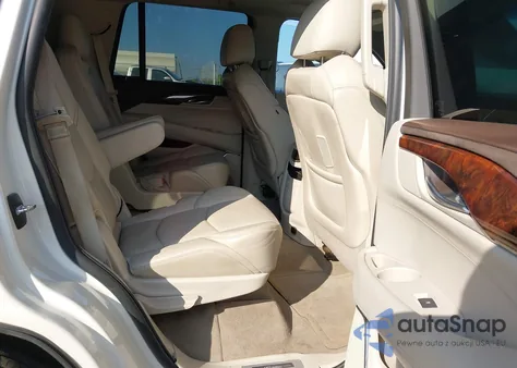 2015 Cadillac Escalade Luxury z USA, uszkodzony, nr VIN 1GYS3BKJ0FR222974